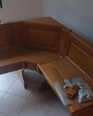 Giropanca ad angolo in legno con vani contenitore