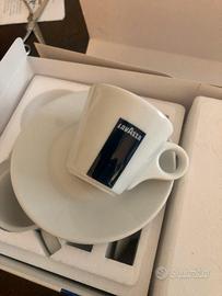 Set 6 tazzine Lavazza