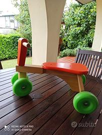 Quadriciclo in legno