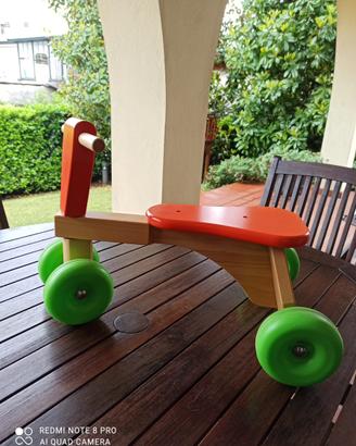 Quadriciclo in legno