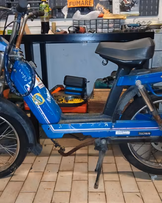 fantic motor  issimo a pezzi di ricambio