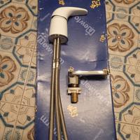 Rubinetto miscelatore vasca,lavello cucina