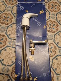 Rubinetto miscelatore vasca,lavello cucina