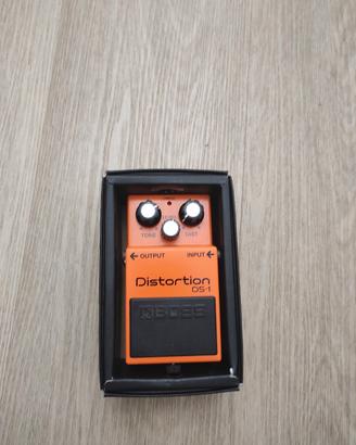 Distorsore Boss DS-1  