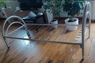 Letto singolo con rete in maglia di ferro – usato