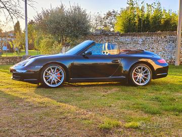 Porsche 911 - 997 Cabrio 3.8 Carrera 4S Colore DAR