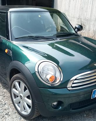 MINI COOPER 1.6 BENZINA 