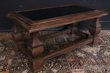 TAVOLINO IN LEGNO CON RIPIANO IN VETRO