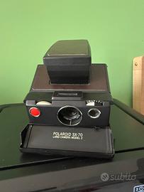 Polaroid SX-70 Model 2 restaurata SX70-REVOLUTION