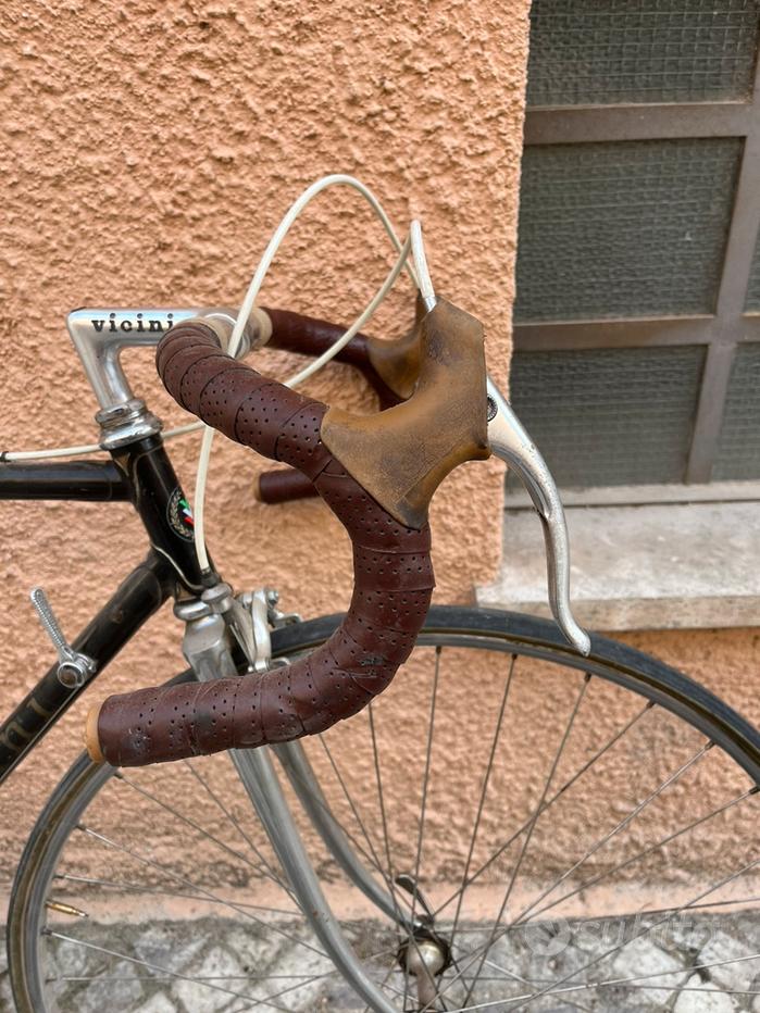 Lampadario a sospensione da soffitto con bicicletta vintage retrò