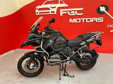 Bmw r1200 gs adventure triple black