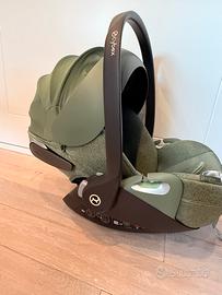 Cybex cloud T ovetto colore Leaf Green Plus