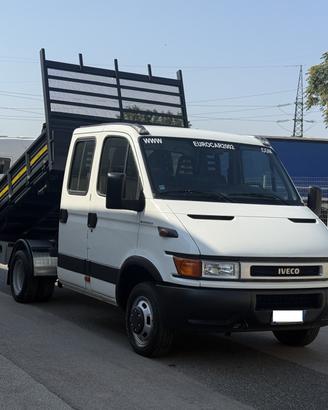 Daily 35c12 doppia cab 7 posti ribalt tril mt 3.10