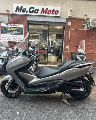 Honda forza 300 2014