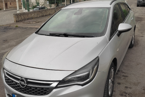 Opel astra sports tourer start e stop