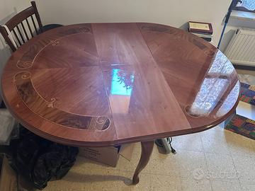 Tavolo in noce allungabile