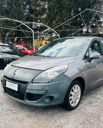 Renault Scenic X-Mod 1.6 Attractive