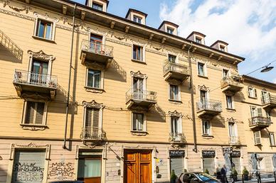 2 LOCALI A TORINO