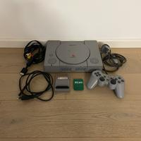PlayStation PS1 SCPH-5502 originale e completa