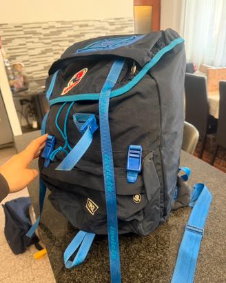 Zaino per escursioni Invicta blu