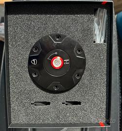 Tappo servatoio in alluminio dal pieno