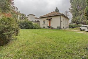 Villa di 221 m² con più di 5 locali a Arcisate