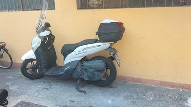 SCOOTER YAMAHA XENTER 150