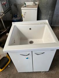 lavatoio in ceramica 