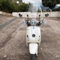 Vespa 125 lx