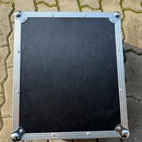 Flight case per mixer Zomo