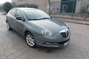 Lancia Delta 1.4 T-Jet GPL