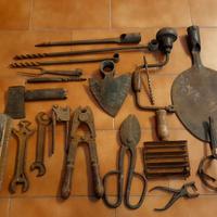 Attrezzi antichi officina inizio 1900