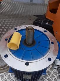 Motore elettrico asincrono trifase