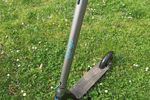 Monopattino Cecotec Bongo