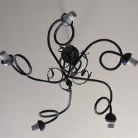 Lampadario artigianale in ferro battuto