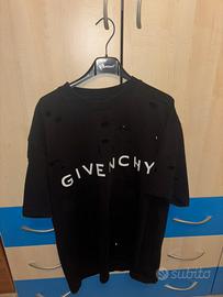 T-shirt givenchy