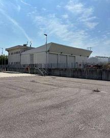 Immobile in asta di 2864 m² a Mozzecane