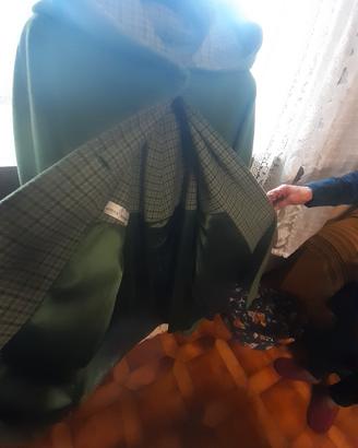 cappotto con cappuccio 