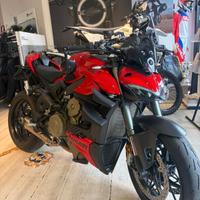Ducati Streetfighter V4 2023