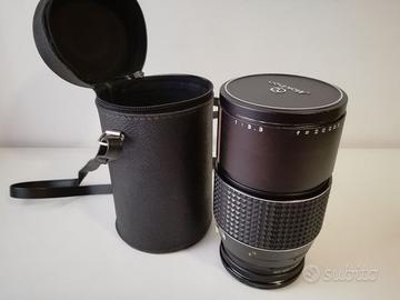 Obiettivo vintage Makinon 200mm f/3.3 con custodia