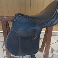 n° 2 selle, una inglese e una da trekking