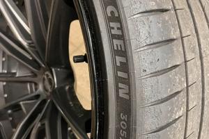Coppia Michelin PS4 S 305/25 R21 dot 24