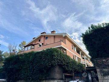 Casal bernocchi: luminoso trilocale