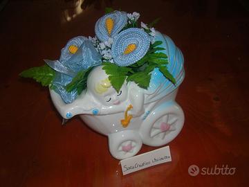 Fiori uncinetto - calle celesti in carrozzina bebè