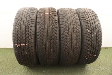 Gomme Bridgestone Blizzak 215 65 17 inverno