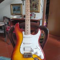 Fender Stratocaster Affini ti squier