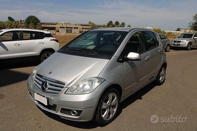 Mercedes-Benz Classe A MERCEDES A 180 ELEGANCE