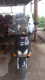 Scooter 150 Leonardo Aprilia