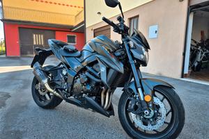 Suzuki GSX-S 750 tagliandata solo 6400 km
