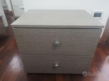 Letto matrimoniale + 2 comodini